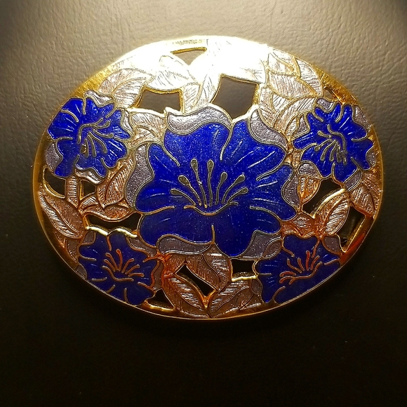 Fish & Crown Signed Vintage Gold Overlay Royal Blue Flower Etched Brooch - Picture 1 of 2